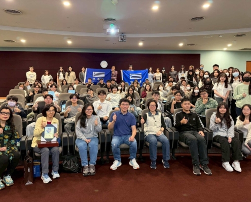 659697379 3894060674063310 3662999641088796776 N